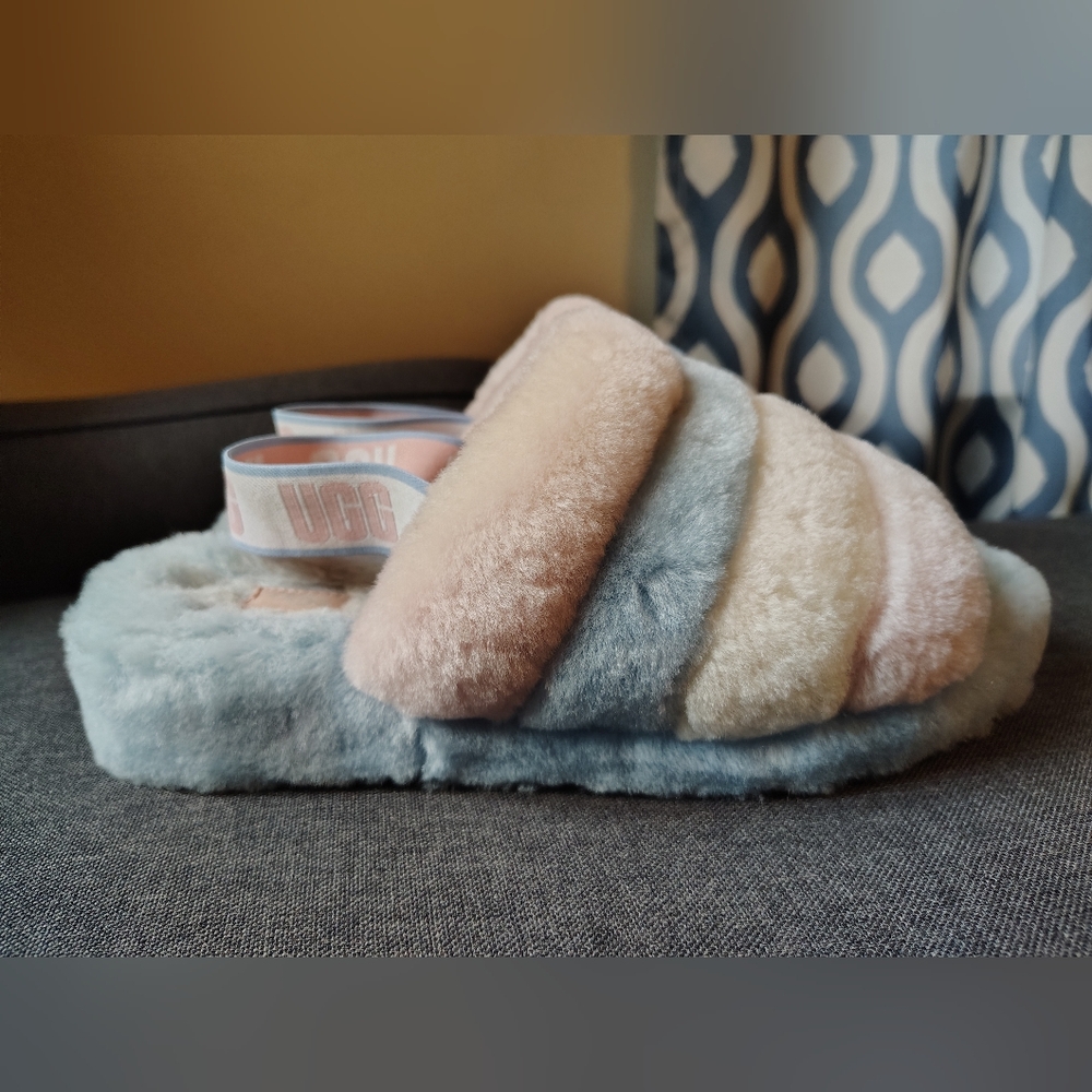 Ugg Fluff Yeah Slippers - Picture 2 of 7